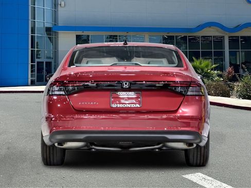 New 2026 Honda Accord SE image 9