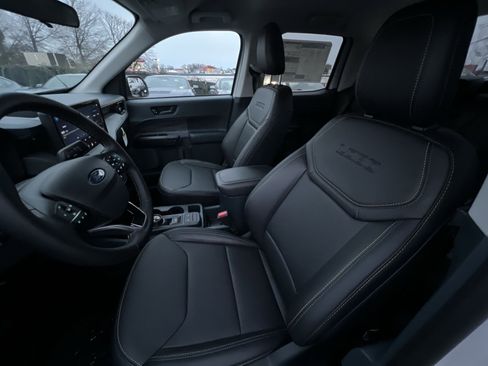 New 2025 Ford Maverick Lobo image 13