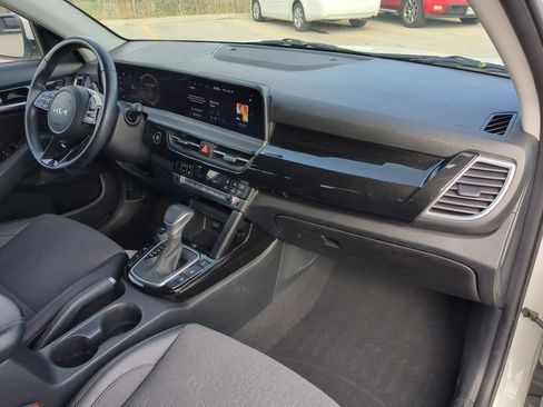 Certified 2024 Kia Seltos S AWD/4WD image 28
