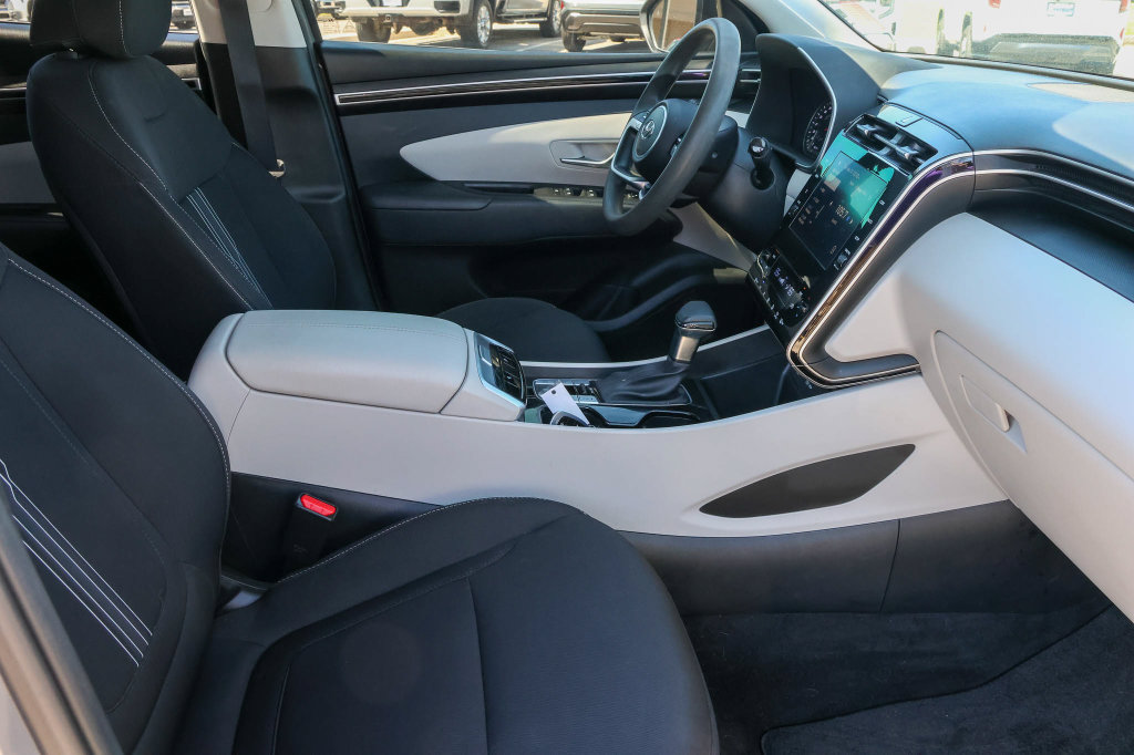 Certified 2024 Hyundai Tucson SEL FWD image 15