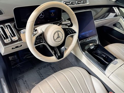 Used 2023 Mercedes-Benz S 500 4MATIC image 9