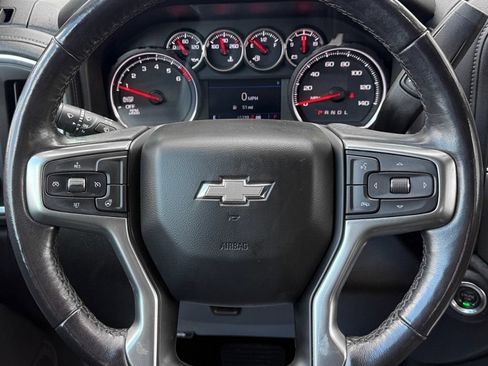 Used 2021 Chevrolet Silverado 1500 LT AWD/4WD image 18