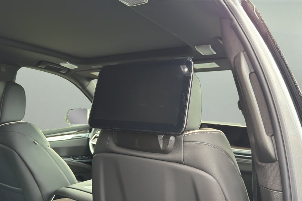 New 2027 Cadillac Escalade Luxury w/ Touring Package RWD image 20