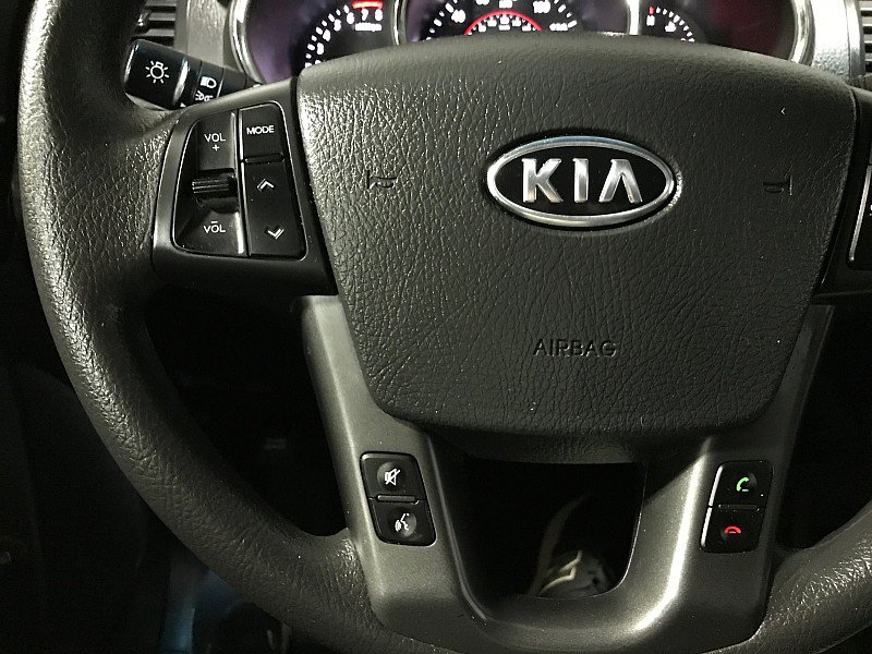 Used 2013 Kia Sorento LX w/ Value Pkg FWD image 24
