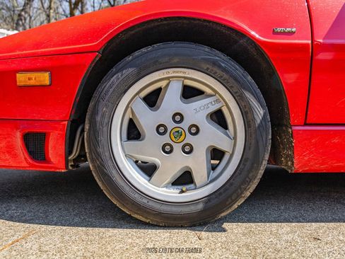 Used 1991 Lotus Esprit SE RWD image 42