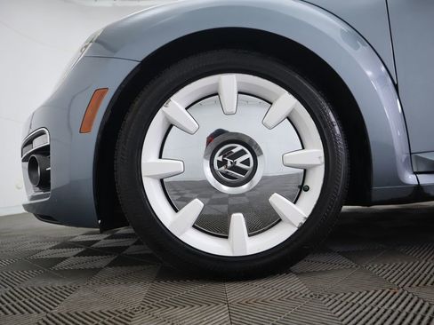 Used 2019 Volkswagen Beetle 2.0T Final Edition SEL image 33