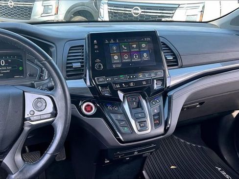 Used 2023 Honda Odyssey Elite image 9