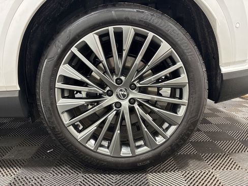 Used 2025 Lexus RX 450h AWD w/ Convenience Package image 33