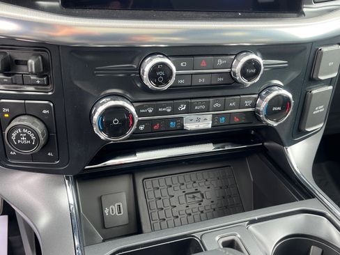 New 2026 Ford F150 Lariat AWD/4WD image 15