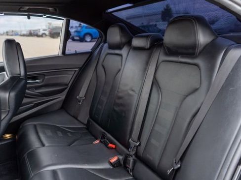 Used 2018 BMW M3 RWD image 15