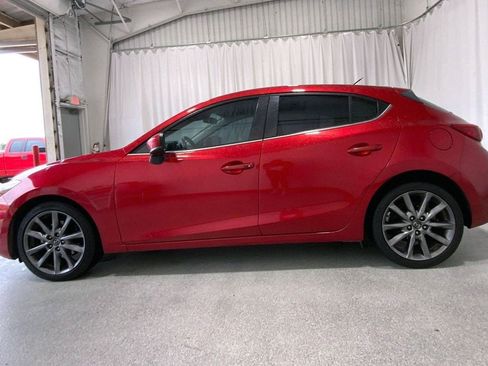Used 2018 MAZDA MAZDA3 Touring FWD image 26