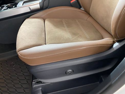 New 2026 Mercedes-Benz GLB 250 4MATIC image 13