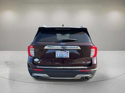 Certified 2023 Ford Explorer King Ranch RWD image 3
