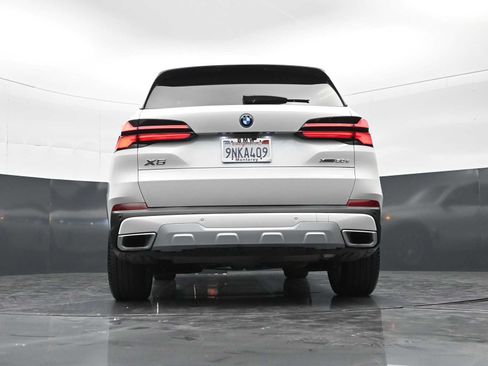 Used 2025 BMW X5 xDrive50e w/ Executive Package AWD/4WD image 30