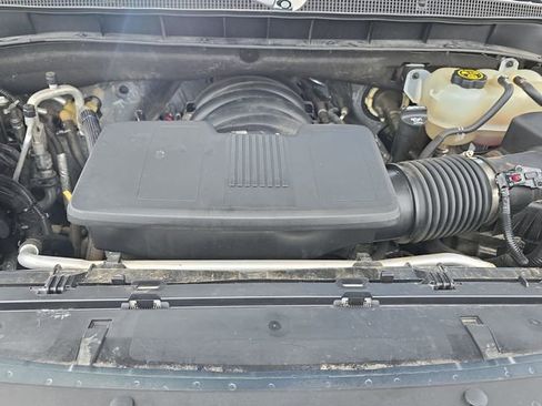 Used 2021 Chevrolet Suburban High Country w/ Premium Package RWD image 33