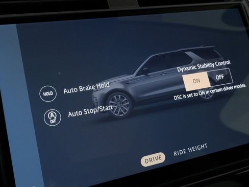 Used 2024 Land Rover Discovery S image 64