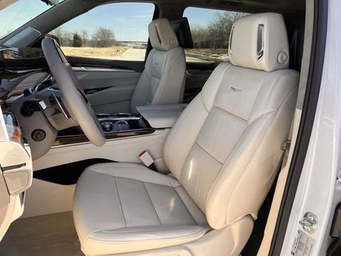 Certified 2026 Cadillac Escalade ESV Platinum Sport w/ LPO, ONYX Package image 21