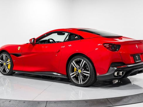 Used 2020 Ferrari Portofino RWD image 41