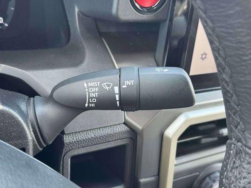 Used 2024 Toyota Tacoma TRD Off-Road AWD/4WD image 25