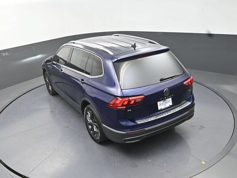 Used 2022 Volkswagen Tiguan SE AWD/4WD image 19