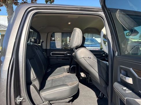 Used 2024 RAM 2500 Laramie AWD/4WD image 16
