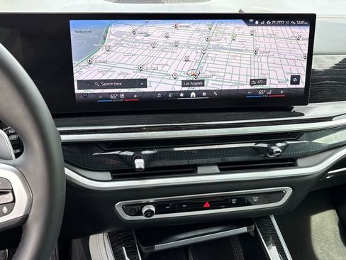 Used 2025 BMW X5 xDrive40i w/ M Sport Package image 21