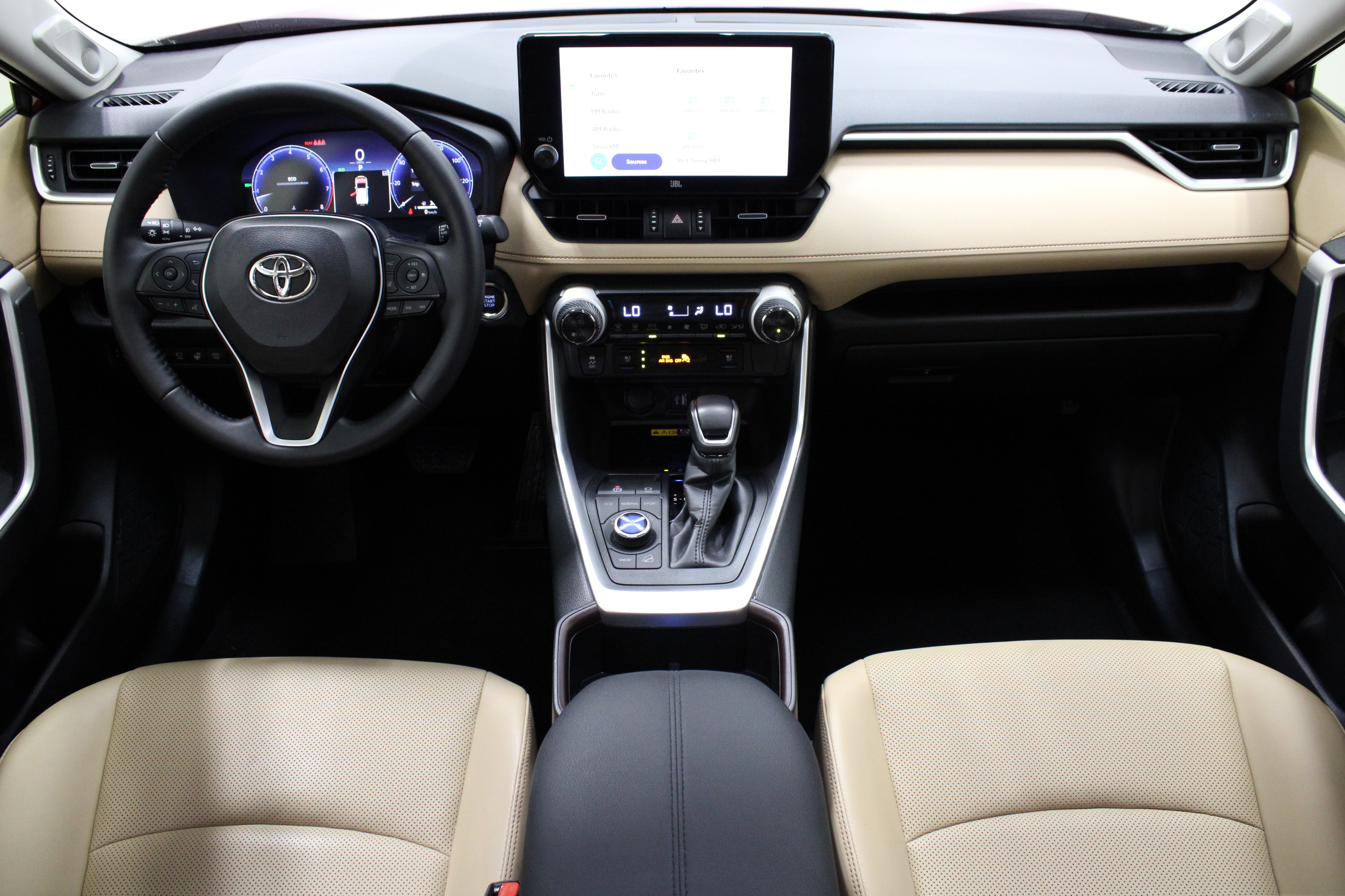 Certified 2025 Toyota RAV4 Limited w/ Advanced Technology Package AWD/4WD image 32
