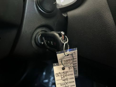 Used 2025 Toyota Corolla LE FWD image 44