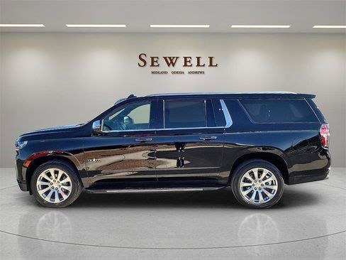 Used 2021 Chevrolet Suburban Premier w/ Texas Edition image 2