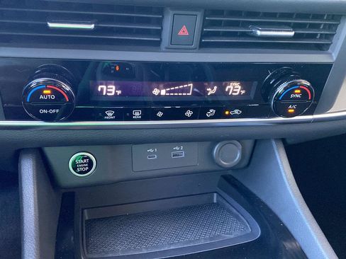 Certified 2023 Nissan Rogue SV AWD/4WD image 26