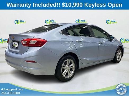 Used 2017 Chevrolet Cruze LT w/ Convenience Package FWD image 5