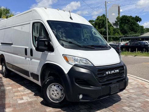 Used 2023 RAM ProMaster 3500 w/ Premium Convenience Group FWD image 2