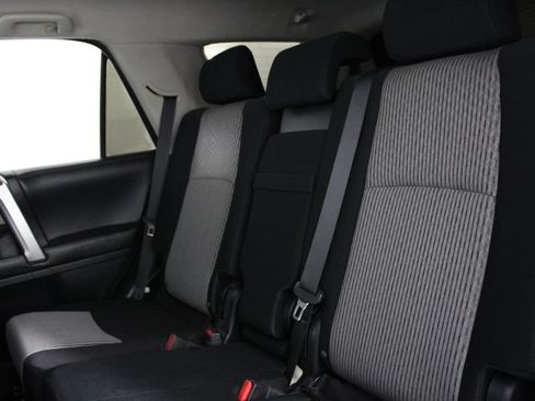 Used 2017 Toyota 4Runner SR5 RWD image 19