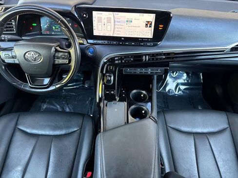 Certified 2021 Toyota Mirai w/ Advanced Technology Package RWD image 3
