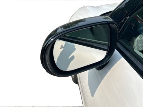 New 2026 MINI Cooper 2-Door Hardtop FWD image 27