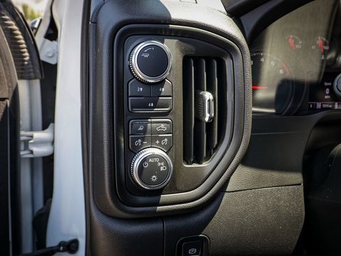 Used 2024 GMC Sierra 2500 Pro w/ 1SA Pro Safety Plus Package AWD/4WD image 19