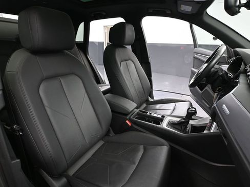 Used 2022 Audi Q3 2.0T Premium AWD/4WD image 46