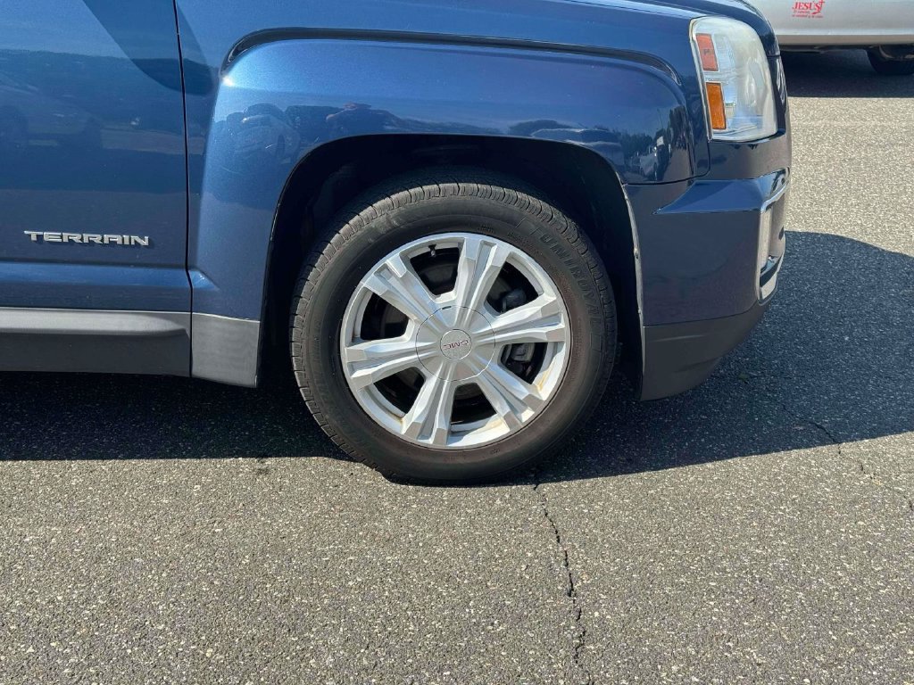 Used 2016 GMC Terrain SLT w/ Open Road Package AWD/4WD image 9