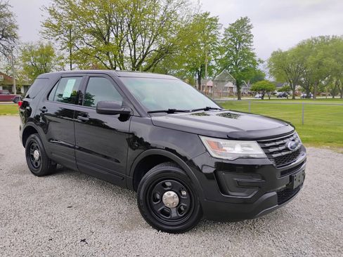 Used 2017 Ford Explorer 4WD Police Interceptor image 1