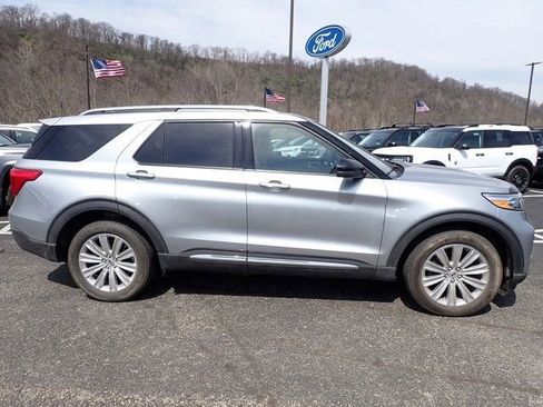 Certified 2021 Ford Explorer Limited w/ Hybrid Equipment Group 310A AWD/4WD image 7