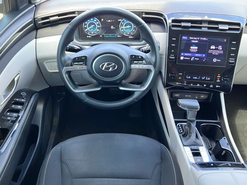 Certified 2022 Hyundai Tucson SEL w/ Convenience Package FWD image 15