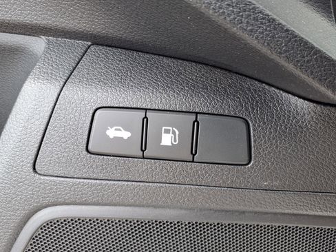Used 2021 Honda Clarity Touring image 28