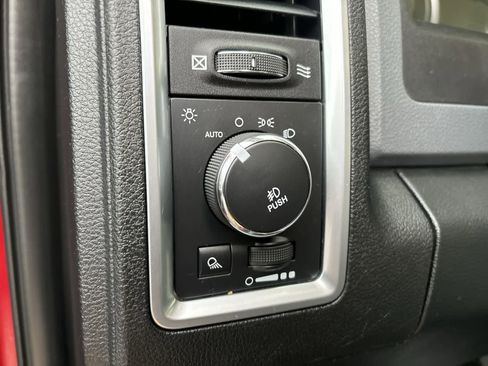 Used 2014 RAM 1500 Big Horn image 11