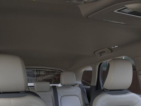 New 2026 Lincoln Corsair Premiere FWD image 22