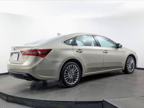 Used 2017 Toyota Avalon Limited FWD image 8