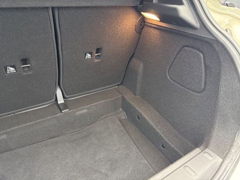 Used 2020 MINI Cooper 4-Door Hardtop image 36