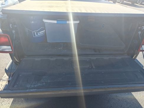 Used 2020 Jeep Gladiator Sport w/ Quick Order Package 24S image 8