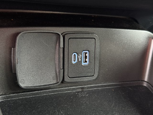 Used 2023 Ford Bronco Outer Banks AWD/4WD image 19