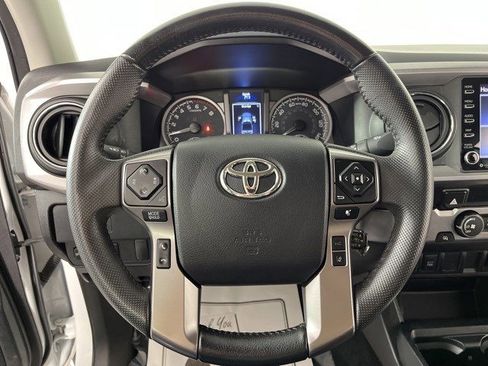 Used 2023 Toyota Tacoma SR5 RWD image 17