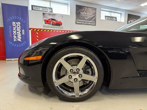 Used 2007 Chevrolet Corvette Convertible w/ Preferred Equipment Group image 21